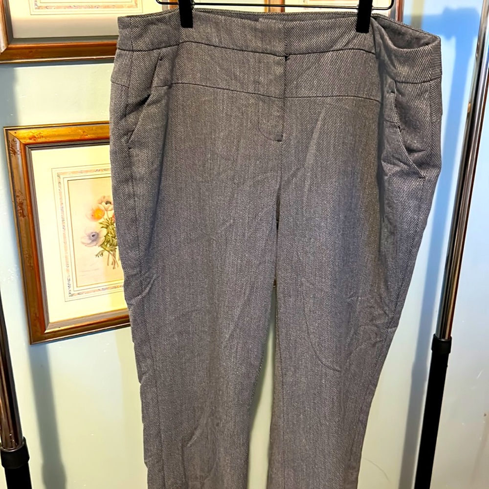 Elle Drees pant size 14